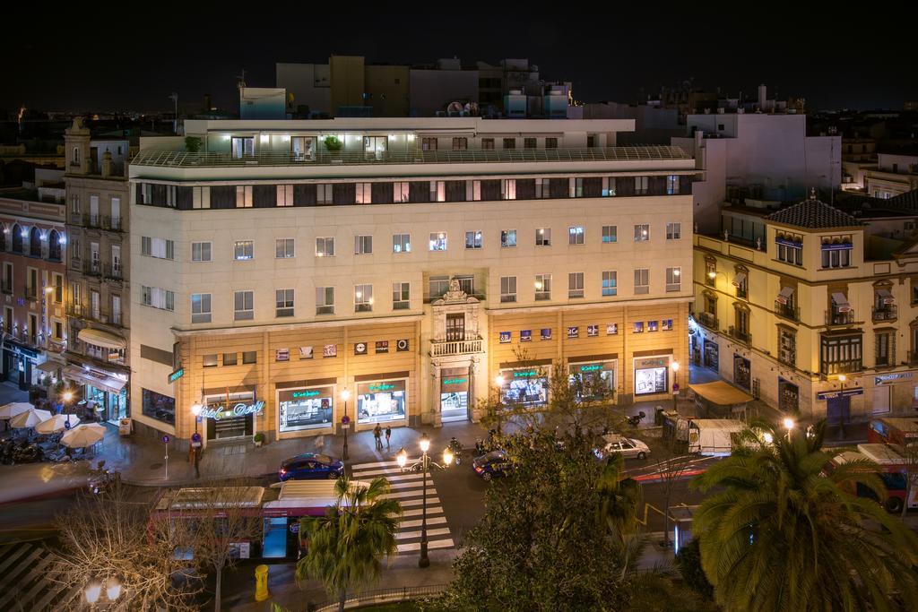 Hotel Derby Sevilla Экстерьер фото